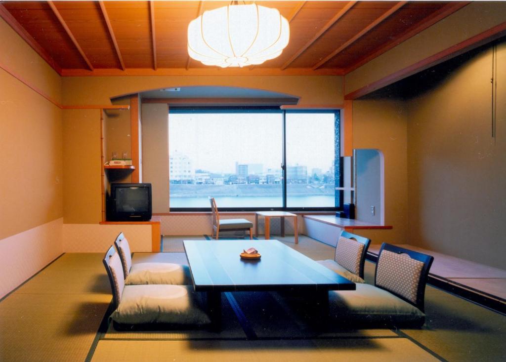 Shunjuan Hasshokaku Mizunowo Hotell Kakamigahara Rom bilde